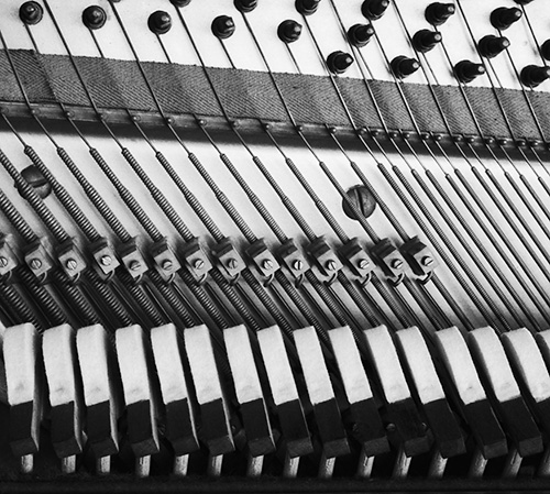 Piano Strings and Hammers, Copyright ⓒ 2008 Cate McRae; All Rights Reserved reserved